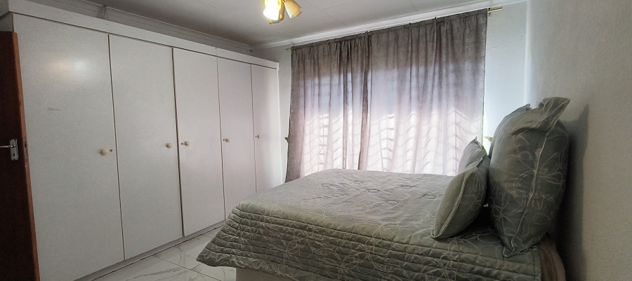 3 Bedroom Property for Sale in Witpoortjie Gauteng