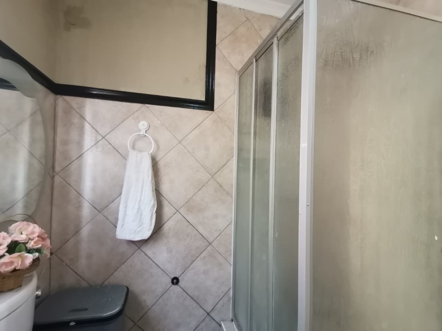 4 Bedroom Property for Sale in Liefde en Vrede Gauteng
