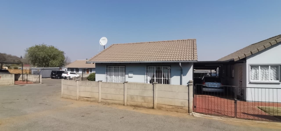 2 Bedroom Property for Sale in Naturena Gauteng