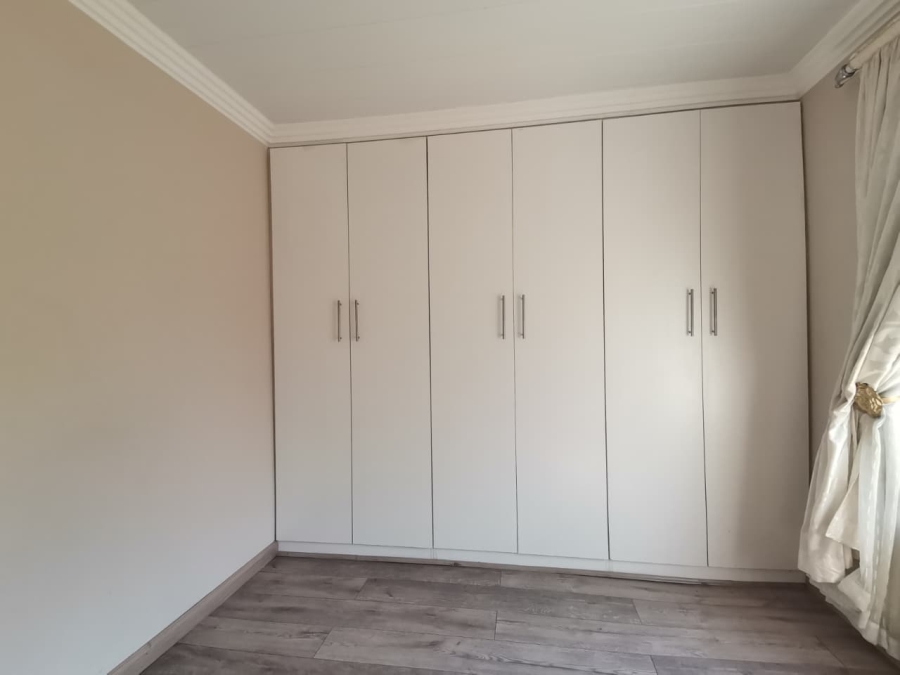 2 Bedroom Property for Sale in Naturena Gauteng