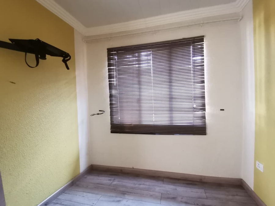 2 Bedroom Property for Sale in Naturena Gauteng