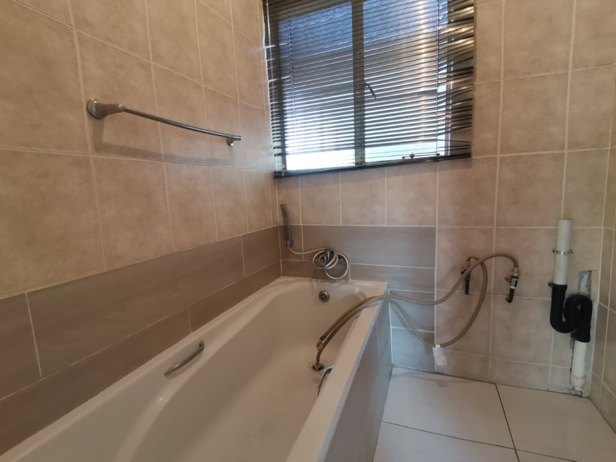 2 Bedroom Property for Sale in Naturena Gauteng