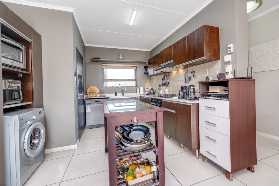 2 Bedroom Property for Sale in Fourways Gauteng