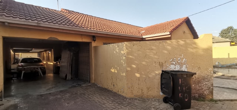 3 Bedroom Property for Sale in Regents Park Gauteng