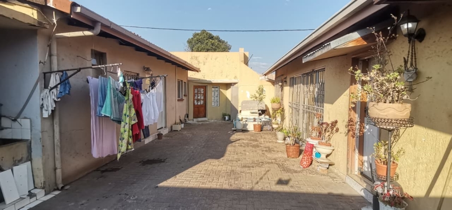 3 Bedroom Property for Sale in Regents Park Gauteng