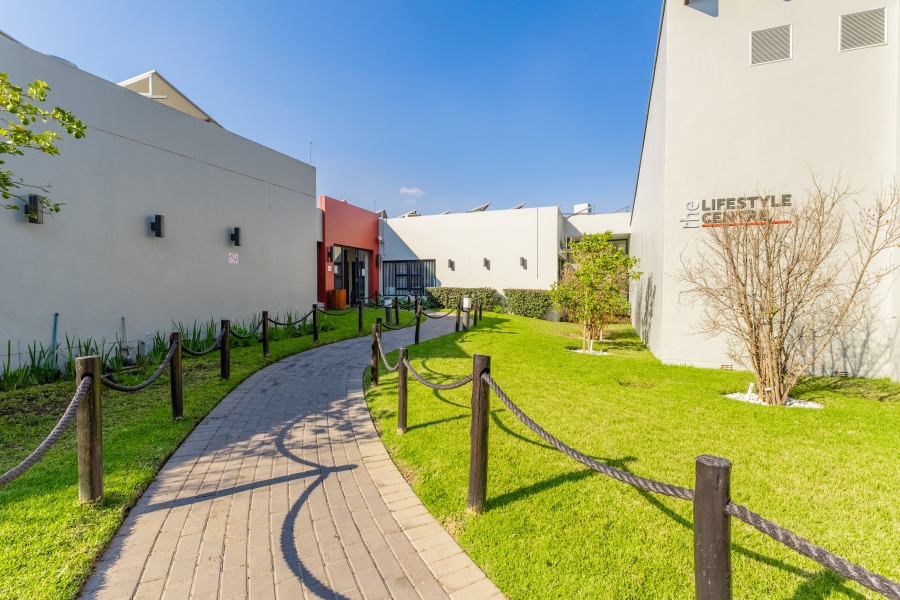 1 Bedroom Property for Sale in Fourways Gauteng