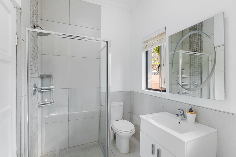 5 Bedroom Property for Sale in Fourways Gardens Gauteng