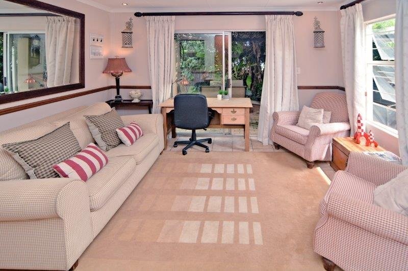 2 Bedroom Property for Sale in Fairland Gauteng