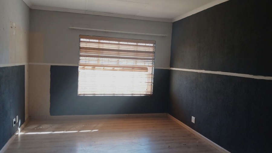 3 Bedroom Property for Sale in Helikonpark Gauteng