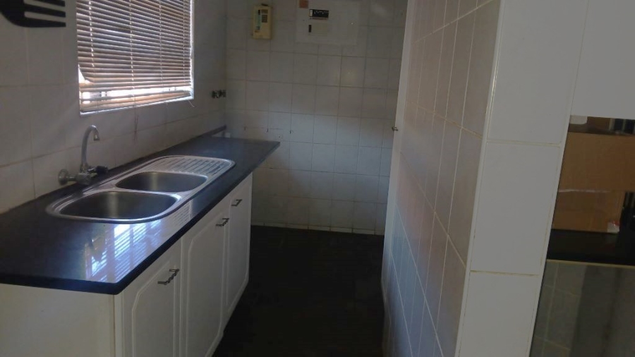 3 Bedroom Property for Sale in Helikonpark Gauteng