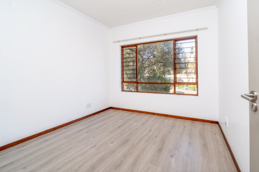 2 Bedroom Property for Sale in Lonehill Gauteng