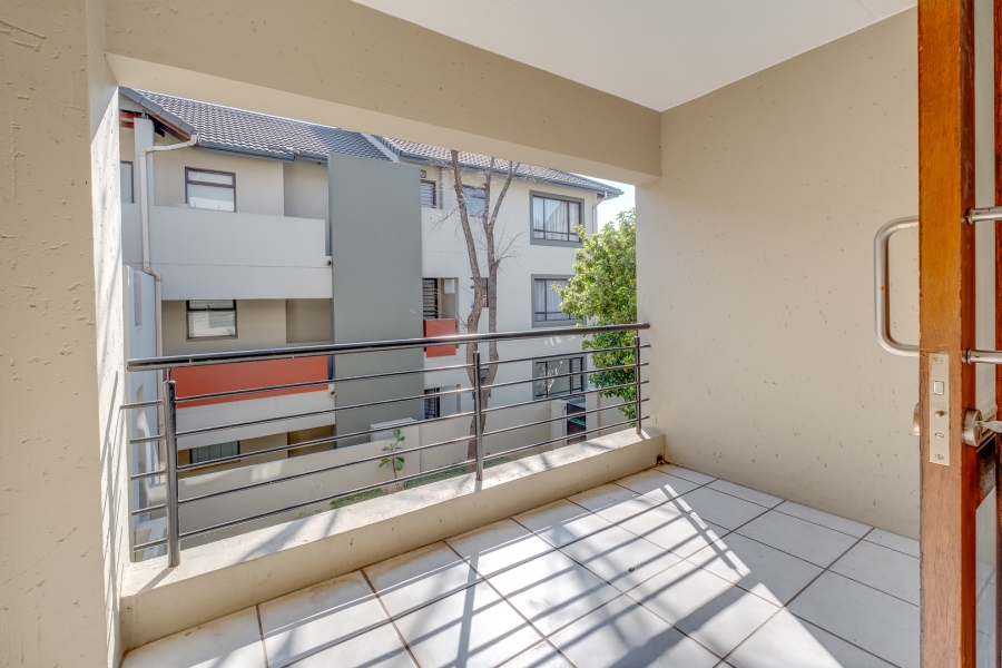 2 Bedroom Property for Sale in Lonehill Gauteng
