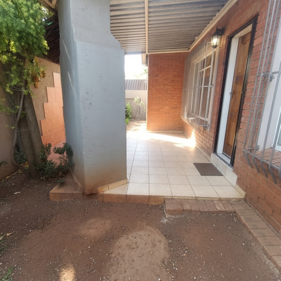 To Let 3 Bedroom Property for Rent in Albertskroon Gauteng