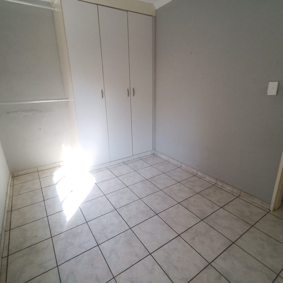To Let 3 Bedroom Property for Rent in Albertskroon Gauteng