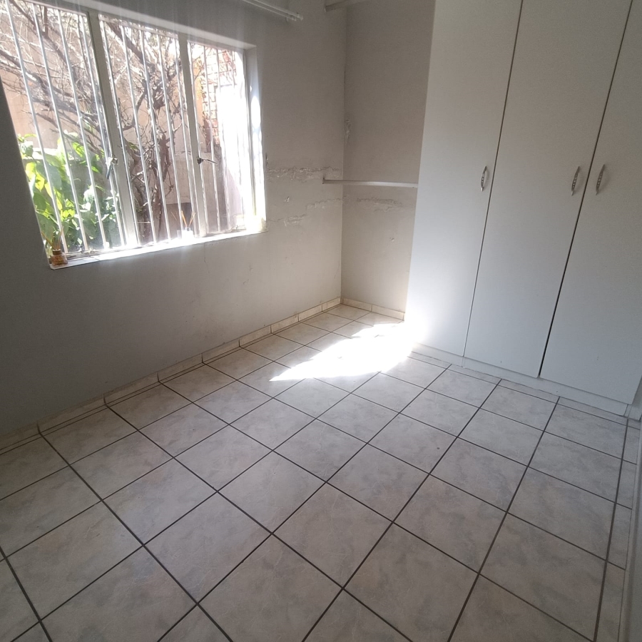 To Let 3 Bedroom Property for Rent in Albertskroon Gauteng