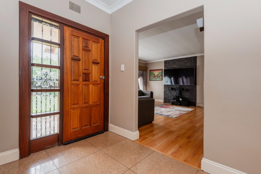 4 Bedroom Property for Sale in Parkhill Gardens Gauteng