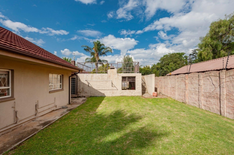 4 Bedroom Property for Sale in Parkhill Gardens Gauteng