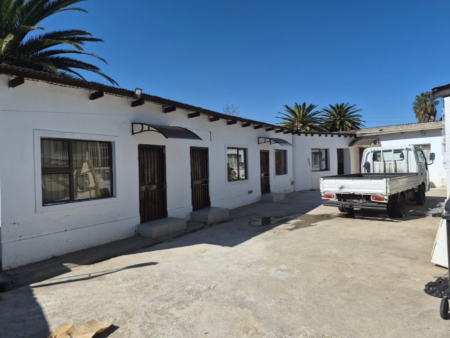 10 Bedroom Property for Sale in Delville Gauteng