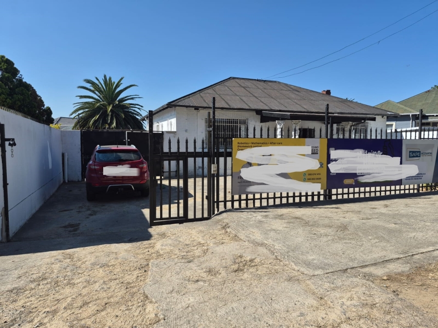 10 Bedroom Property for Sale in Delville Gauteng