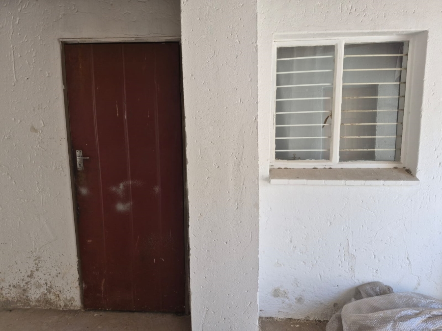 10 Bedroom Property for Sale in Delville Gauteng
