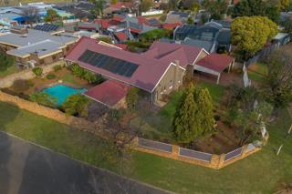 4 Bedroom Property for Sale in Albemarle Ext 2 Gauteng