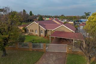 4 Bedroom Property for Sale in Albemarle Ext 2 Gauteng