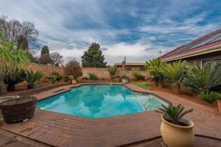 4 Bedroom Property for Sale in Albemarle Ext 2 Gauteng