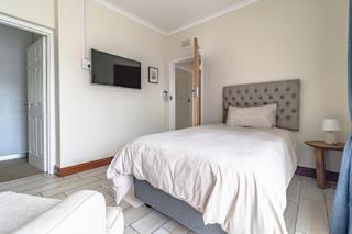 3 Bedroom Property for Sale in Brackendowns Gauteng