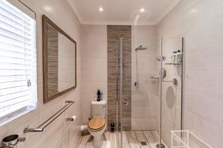 3 Bedroom Property for Sale in Brackendowns Gauteng