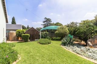 3 Bedroom Property for Sale in Brackendowns Gauteng