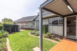 3 Bedroom Property for Sale in Brackendowns Gauteng
