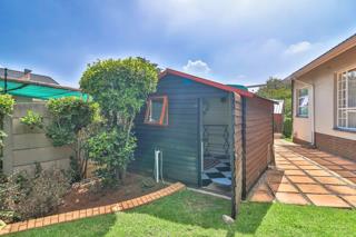 3 Bedroom Property for Sale in Brackendowns Gauteng