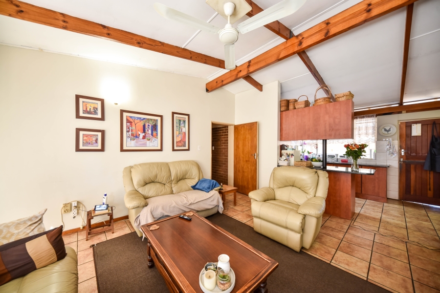 4 Bedroom Property for Sale in Waverley Gauteng