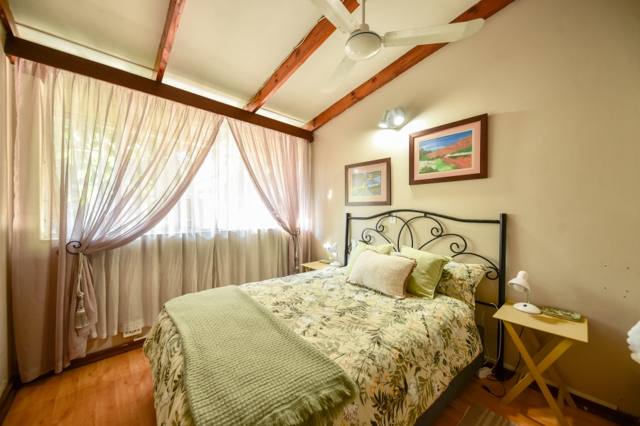 4 Bedroom Property for Sale in Waverley Gauteng