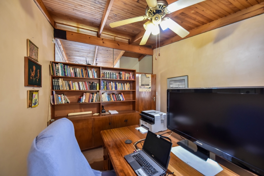 4 Bedroom Property for Sale in Waverley Gauteng