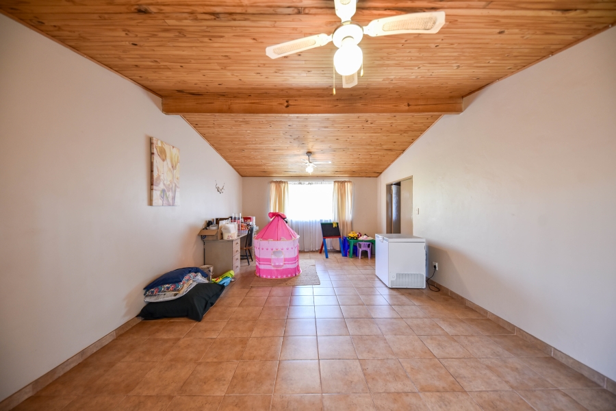 4 Bedroom Property for Sale in Waverley Gauteng