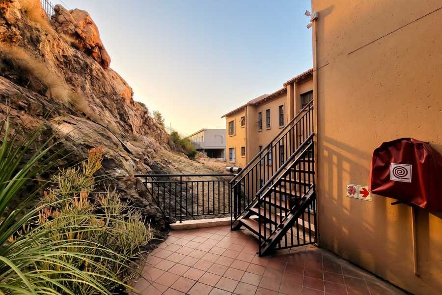 To Let 2 Bedroom Property for Rent in Sunnyrock Gauteng