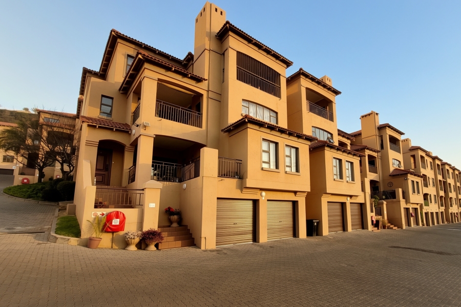To Let 2 Bedroom Property for Rent in Sunnyrock Gauteng