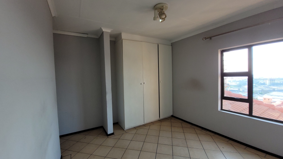 To Let 2 Bedroom Property for Rent in Sunnyrock Gauteng