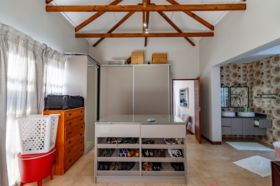 4 Bedroom Property for Sale in Midstream Estate Gauteng