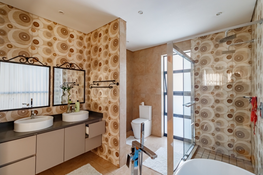 4 Bedroom Property for Sale in Midstream Estate Gauteng