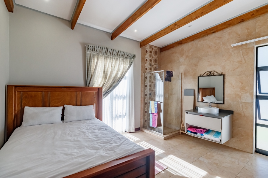 4 Bedroom Property for Sale in Midstream Estate Gauteng