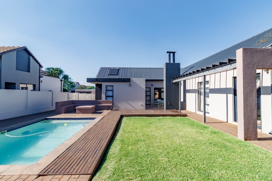 4 Bedroom Property for Sale in Midstream Estate Gauteng