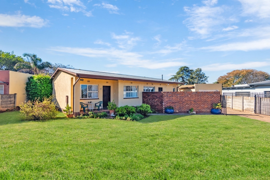 3 Bedroom Property for Sale in Kenmare Gauteng