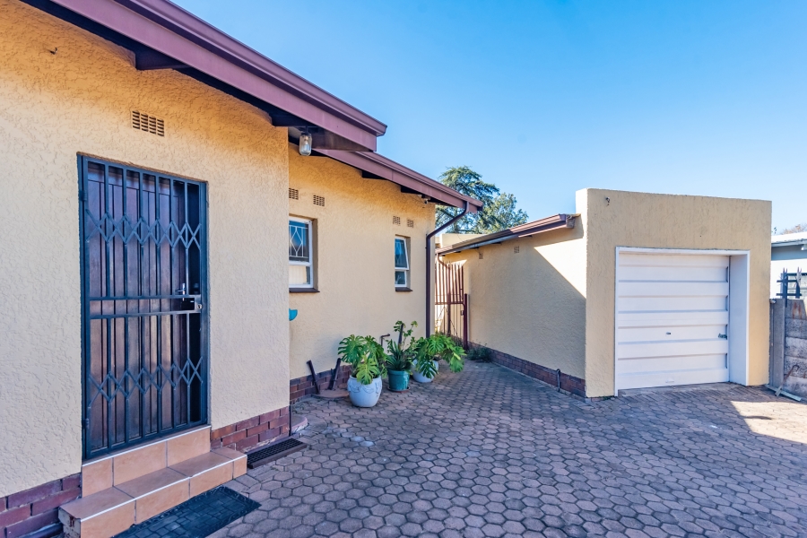 3 Bedroom Property for Sale in Kenmare Gauteng