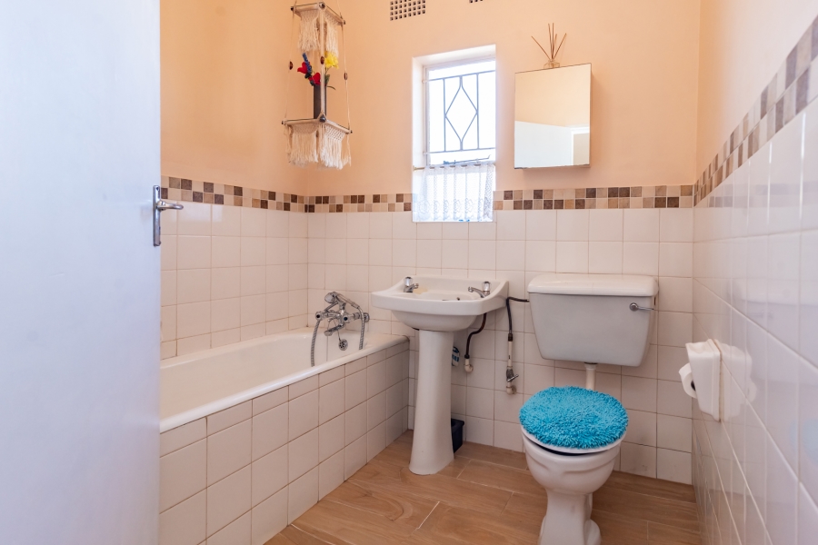 3 Bedroom Property for Sale in Kenmare Gauteng