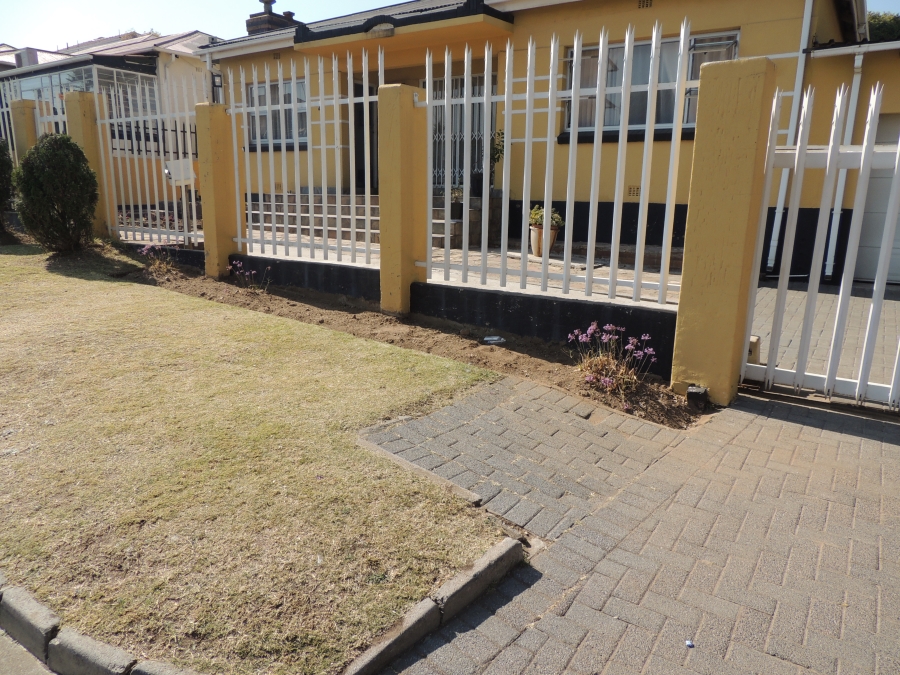 3 Bedroom Property for Sale in Rosettenville Gauteng