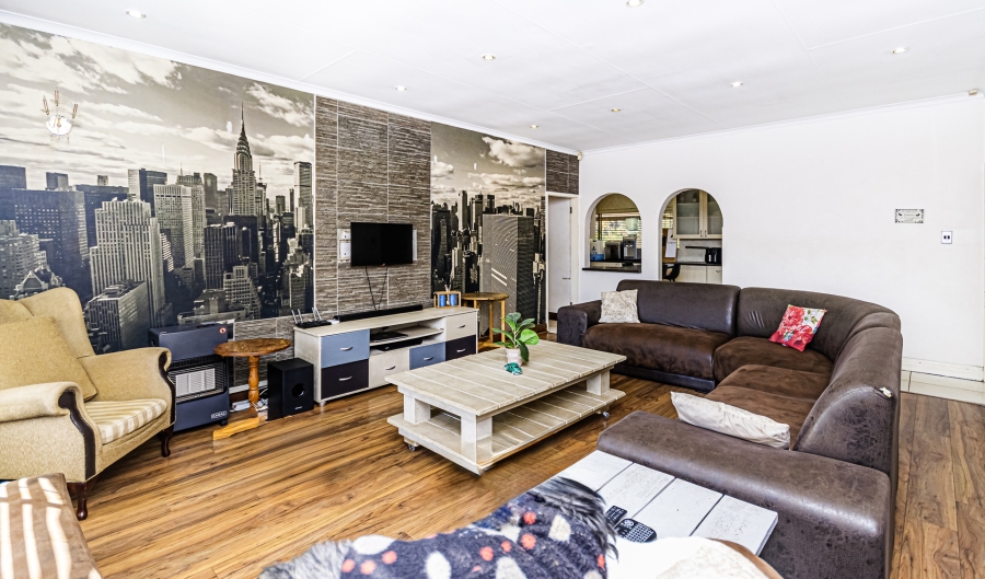 4 Bedroom Property for Sale in Lyttelton Manor Gauteng