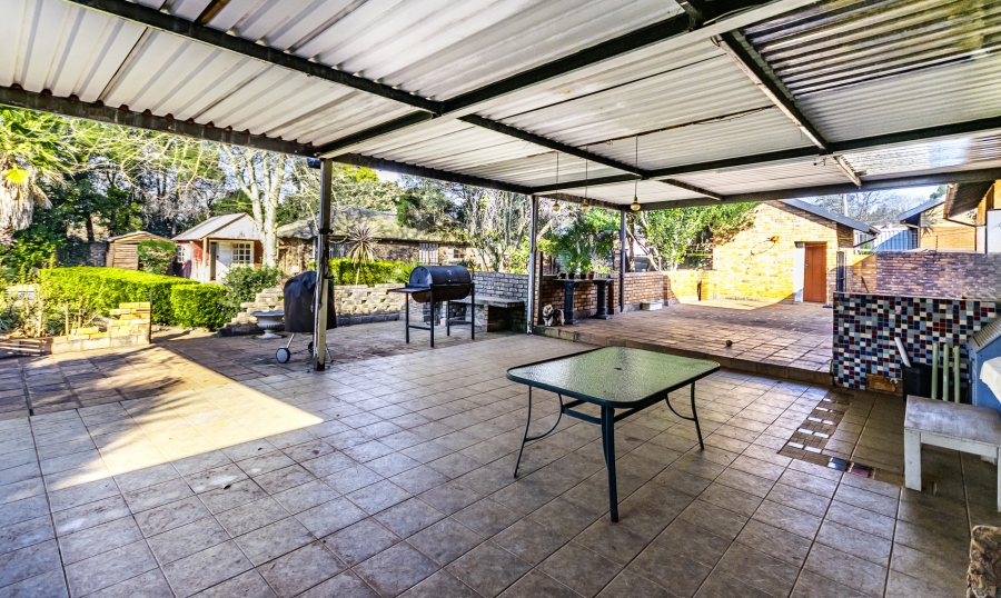 4 Bedroom Property for Sale in Lyttelton Manor Gauteng