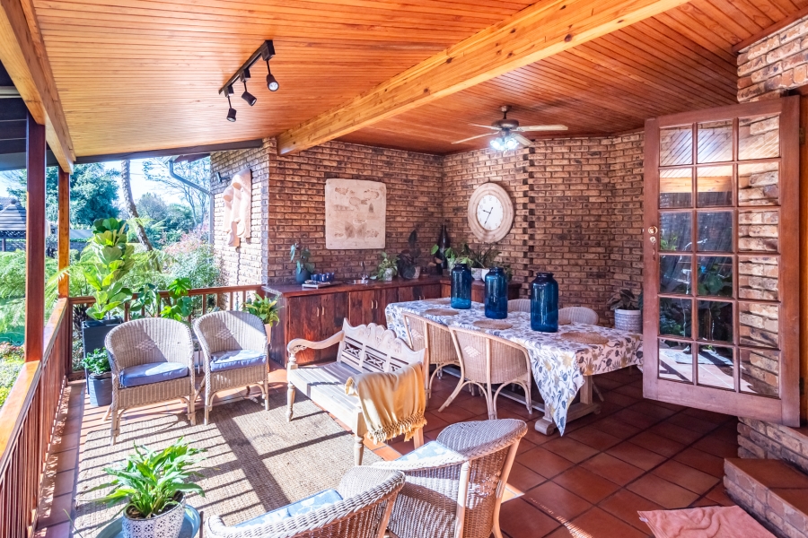 4 Bedroom Property for Sale in Eldoraigne Gauteng